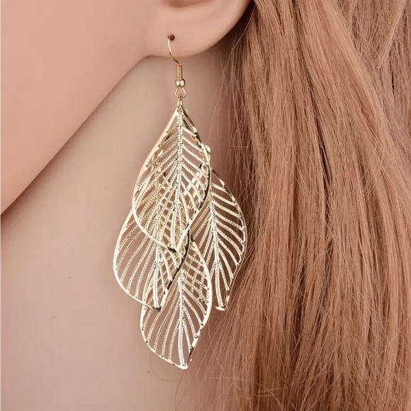 Gold Leaf Shape Drop Dangle Earrings - Picture 3 of 4